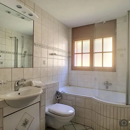 Michou 2 Apartment